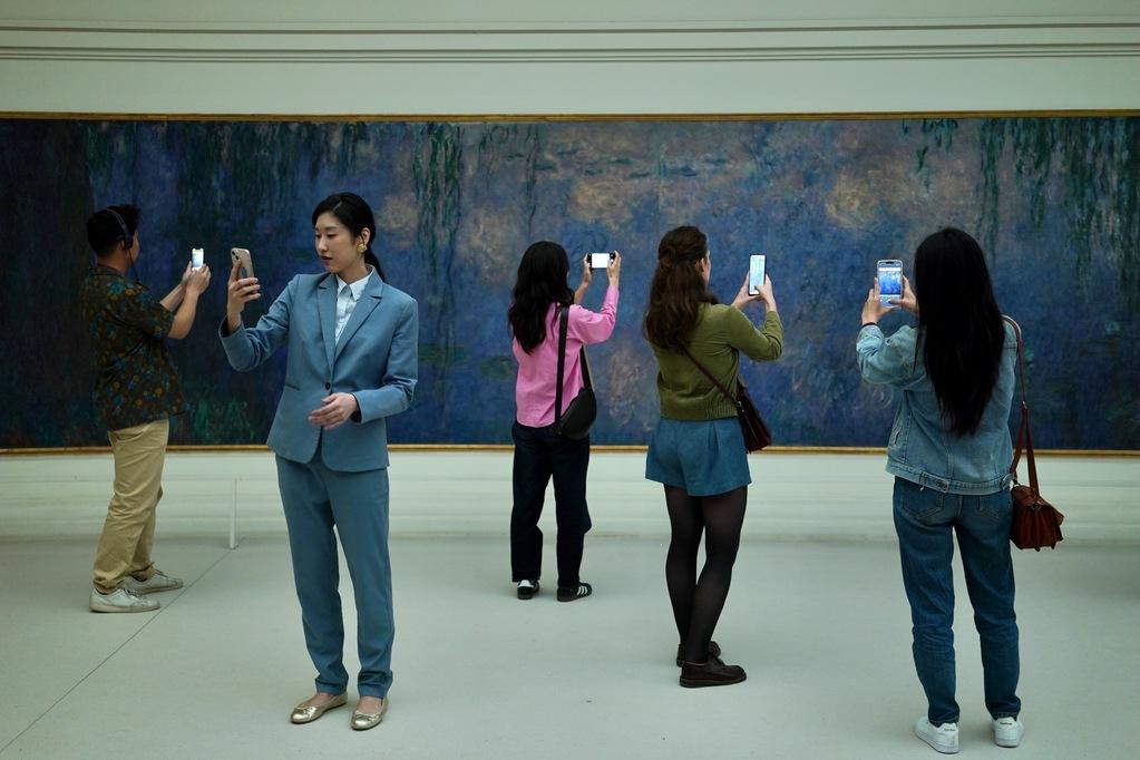 Colours Of Time - © STUDIOCANAL - COLOURS OF TIME - CE QUI ME MEUT - Emmanuelle Jacobson-Roques