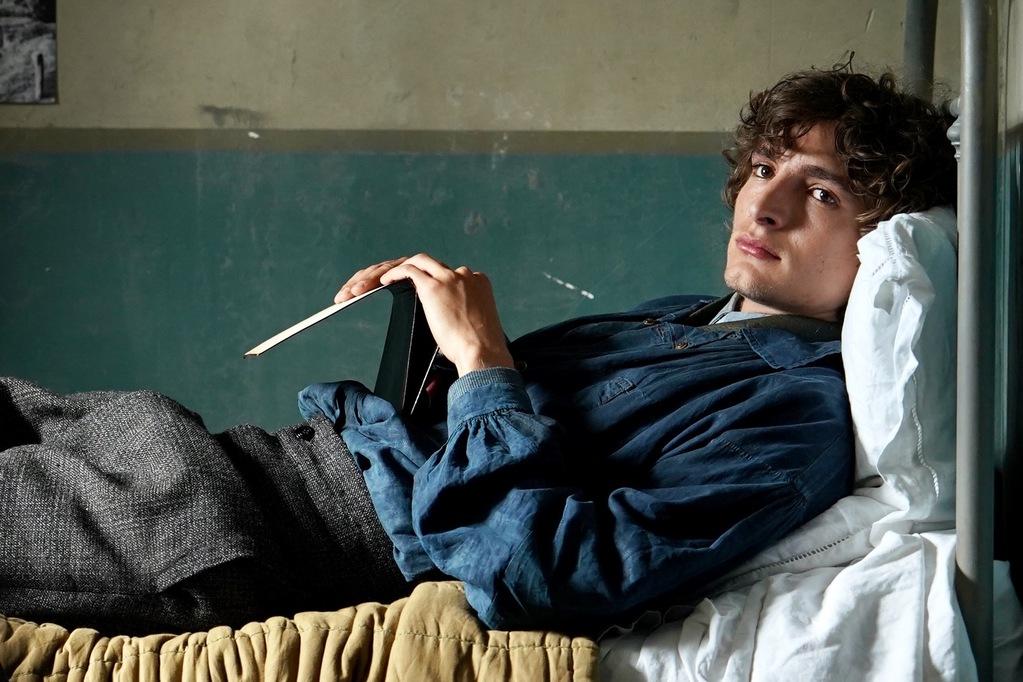 Colours Of Time - © STUDIOCANAL - COLOURS OF TIME - CE QUI ME MEUT - Emmanuelle Jacobson-Roques