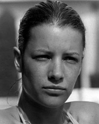 Helga Serres Helga Serres