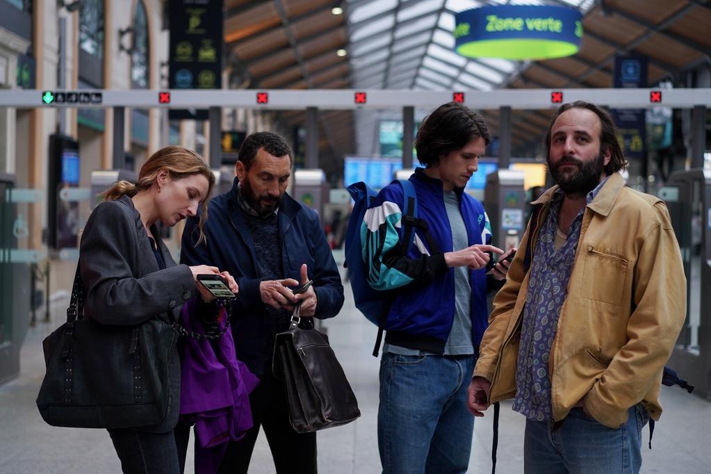 Colours Of Time - © STUDIOCANAL - COLOURS OF TIME - CE QUI ME MEUT - Emmanuelle Jacobson-Roques