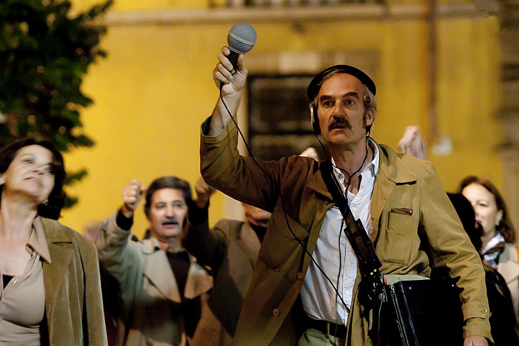 Les Grandes Ondes (À l'ouest) - © Rita Productions Les Grandes Ondes (À l'ouest) - © Rita Productions