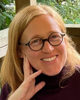 L&eacute;a Pernollet