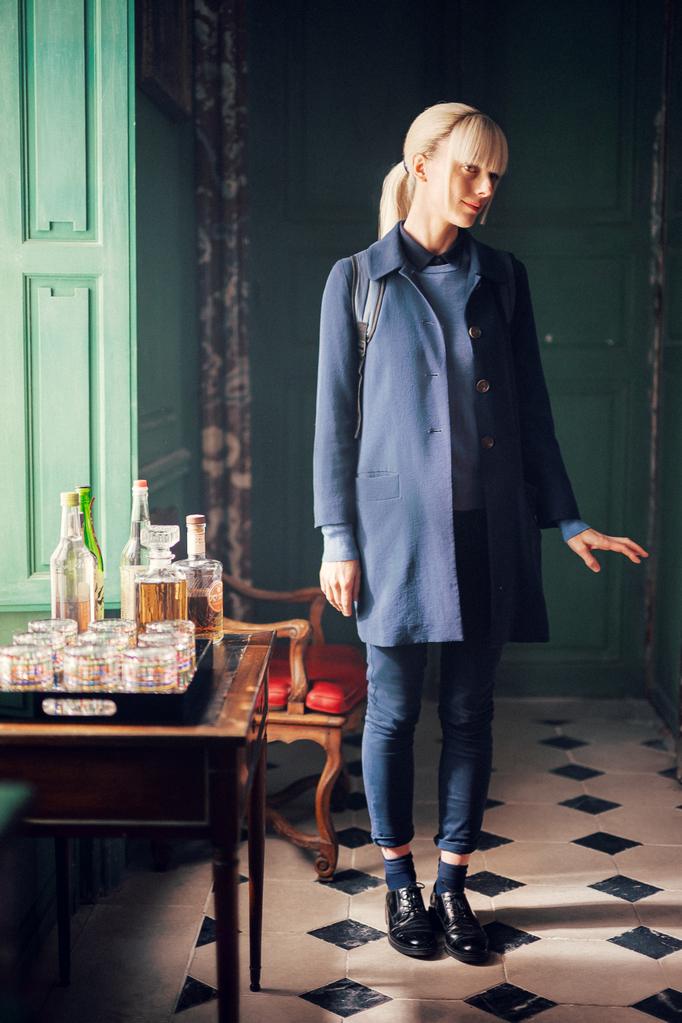 Bright Minds - &copy; JLA Production