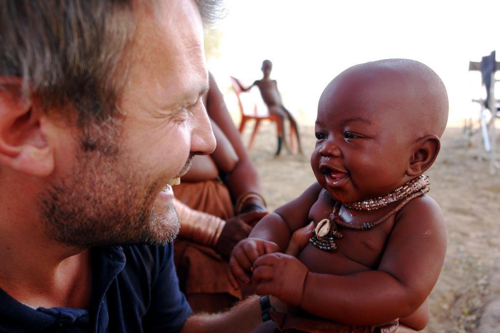 Bébé(s)/ベイビーズ-いのちのちから- de Thomas Balmes (2009) - Unifrance