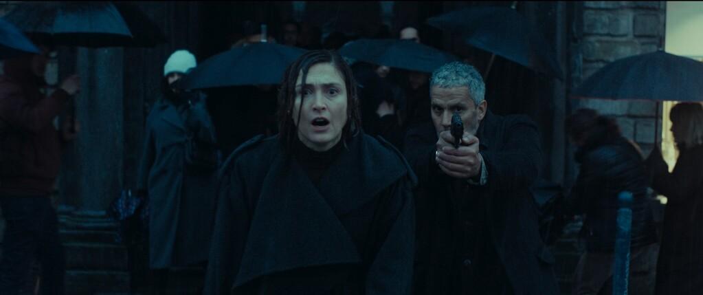 Six jours - © SND Six jours - © SND