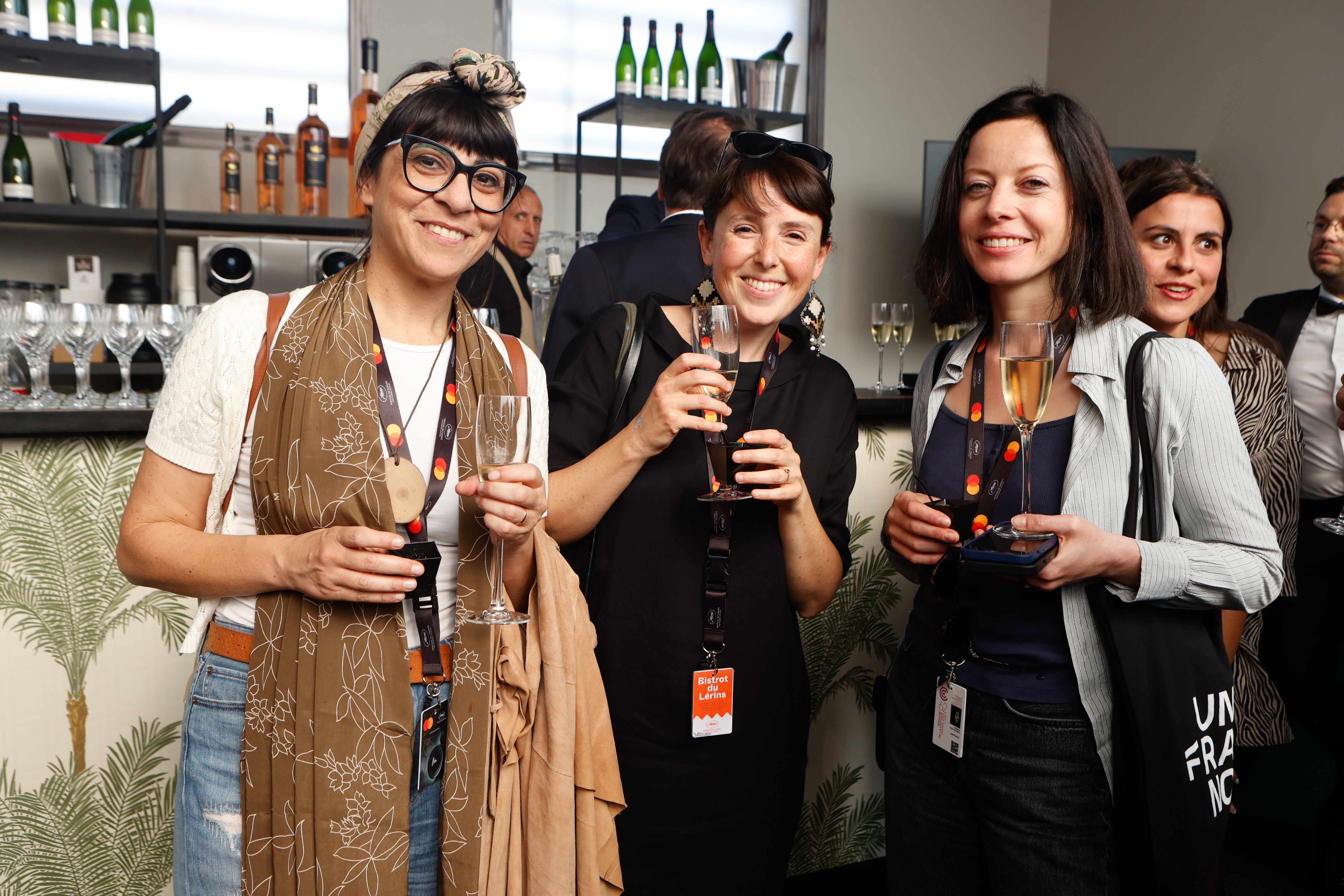Retour en photos sur les événements de la Terrasse et du stand Unifrance - Cannes 2023 - Cocktail Animation - © Christophe Clovis / Unifrance • Cocktail animation Retour en photos sur les événements de la Terrasse et du stand Unifrance - Cannes 2023 - Cocktail Animation - © Christophe Clovis / Unifrance • Cocktail animation