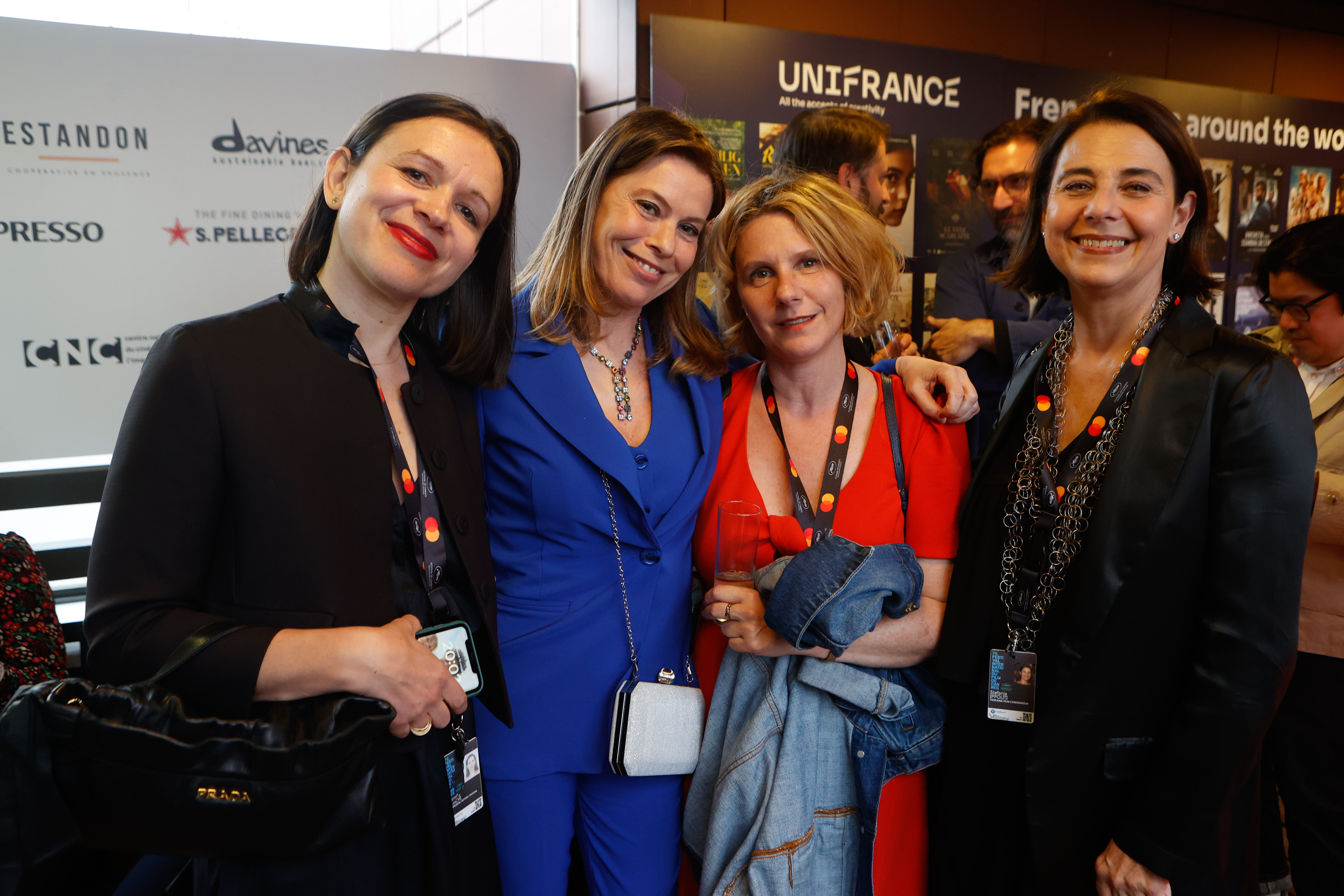 Los eventos en la Terraza y en el estand de Unifrance en Cannes, en imágenes - Cannes 2023 - Cocktail Cannes Doc - © Christophe Clovis / Unifrance • Cocktail Cannes Doc Los eventos en la Terraza y en el estand de Unifrance en Cannes, en imágenes - Cannes 2023 - Cocktail Cannes Doc - © Christophe Clovis / Unifrance • Cocktail Cannes Doc