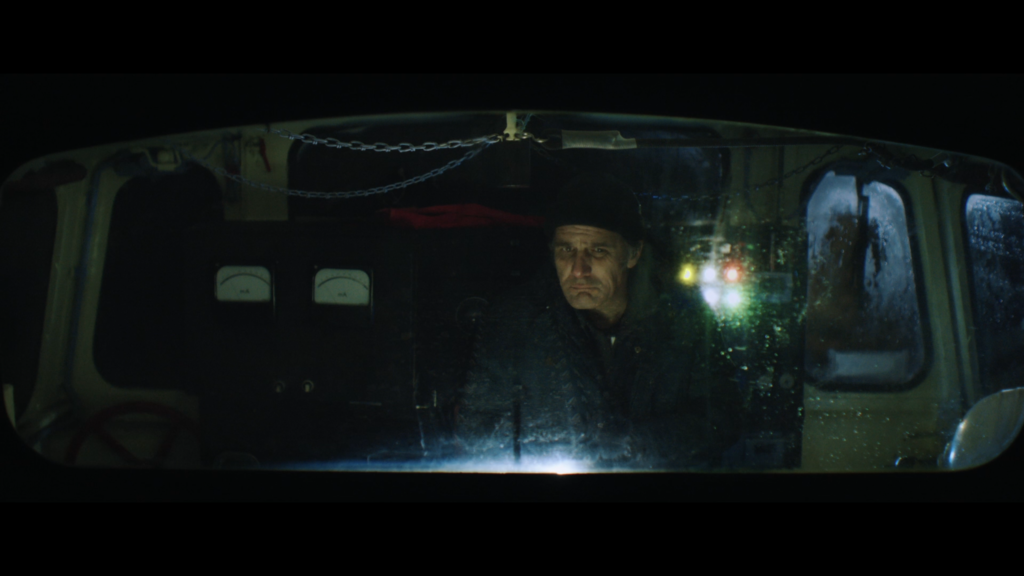 Veuillez ne pas tenter d’ouvrir les portes Veuillez ne pas tenter d’ouvrir les portes