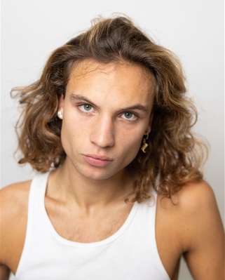 Isaak Dessaux - © Emma Lopez Isaak Dessaux - © Emma Lopez