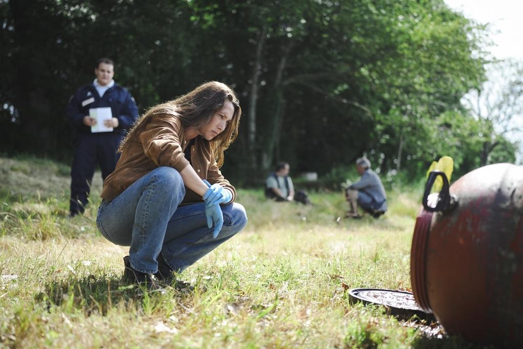 Surface - © Quad Drama, France Télévisions, Panache Productions, Nadcon Film - Studio TF1 Distribution Surface - © Quad Drama, France Télévisions, Panache Productions, Nadcon Film - Studio TF1 Distribution