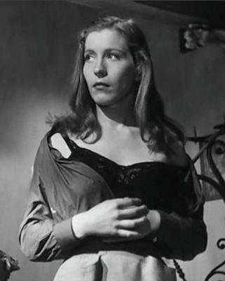 Yvette Eti&eacute;vant