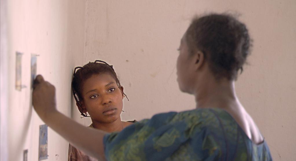 Place in between Place in between