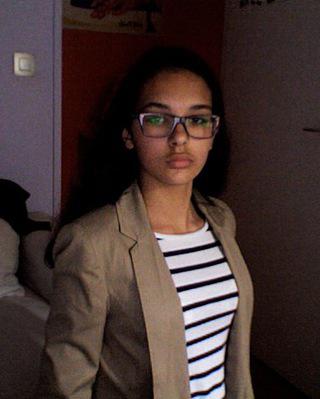 Xénia Gueor Xénia Gueor