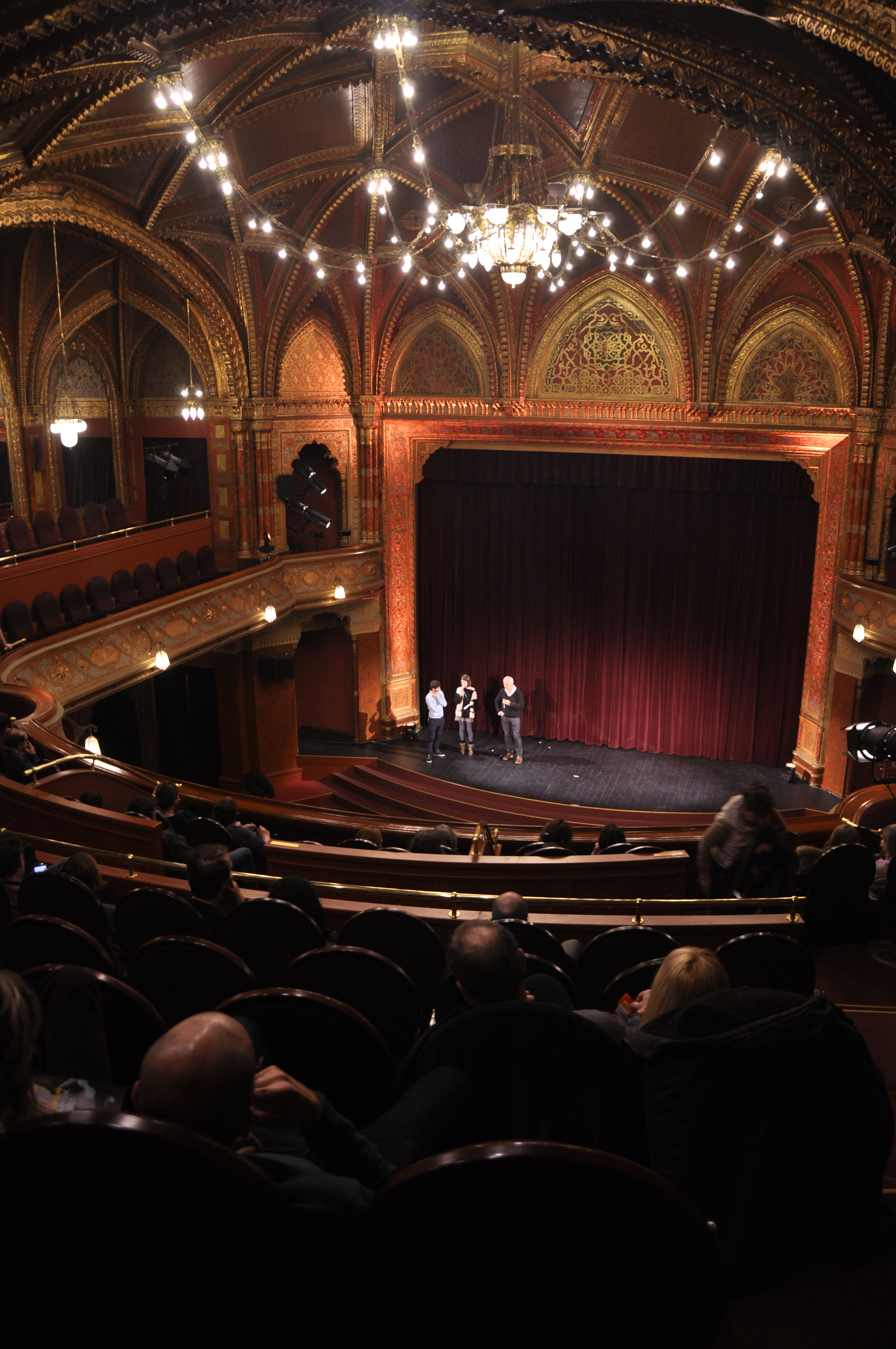 Laurent Cantet à Budapest pour les 5e Journées du Film Francophone - Le cinéma Urania de Budapest Laurent Cantet à Budapest pour les 5e Journées du Film Francophone - Le cinéma Urania de Budapest