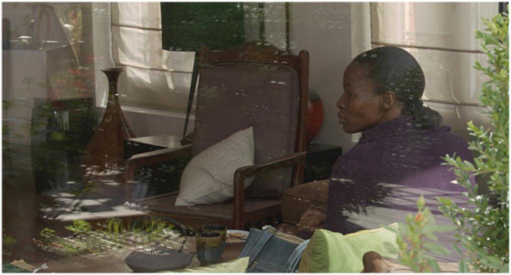 Notre étrangère Notre étrangère