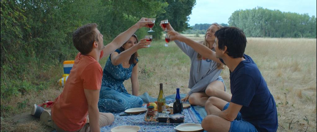 Viens dans ma vie je vais t'en donner des sensations Viens dans ma vie je vais t'en donner des sensations