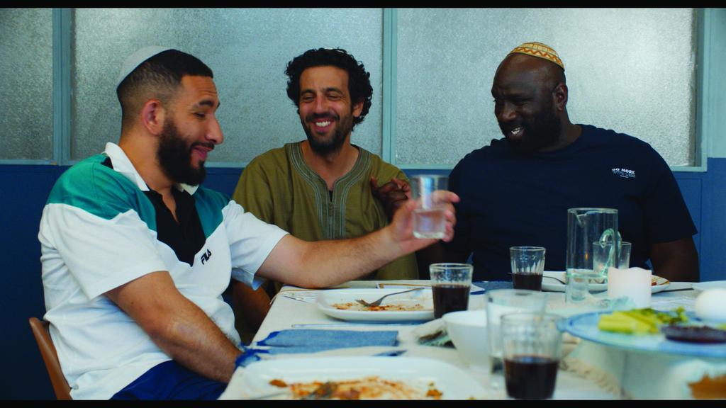 Neuilly-Poissy - © Latika 2024 Neuilly-Poissy - © Latika 2024