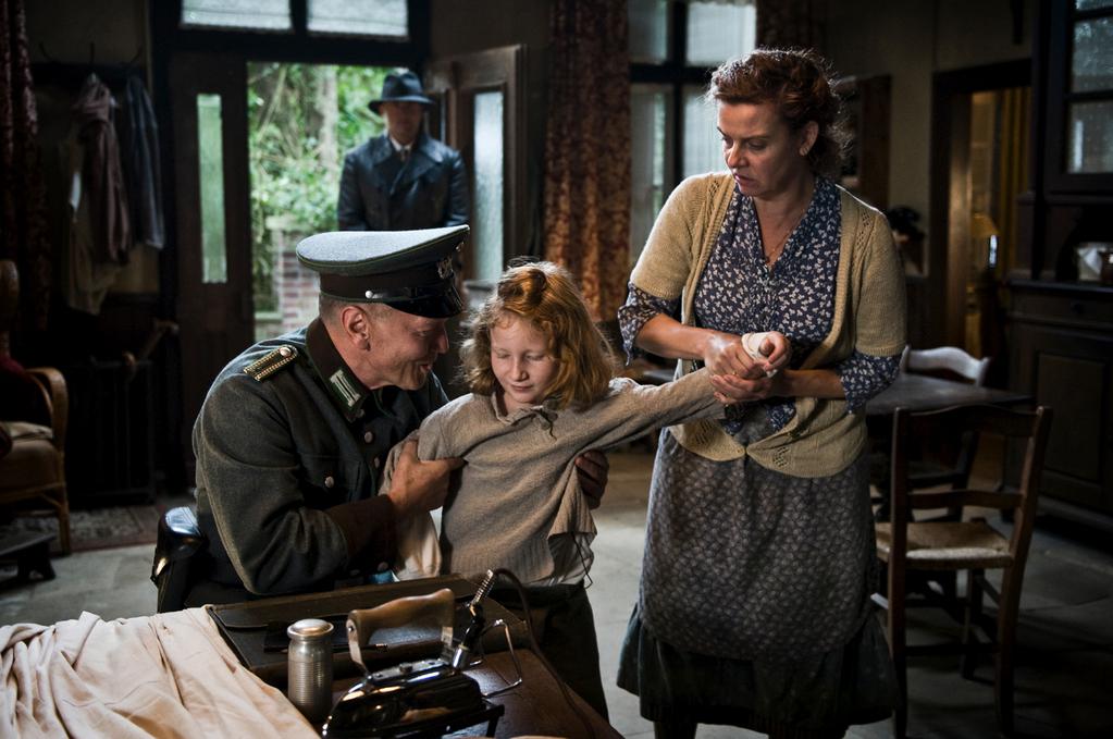 Saviors in the night Saviors in the night