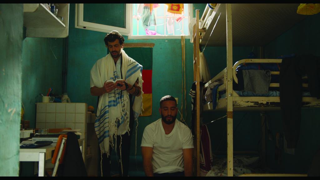 Neuilly-Poissy - © Latika 2024 Neuilly-Poissy - © Latika 2024