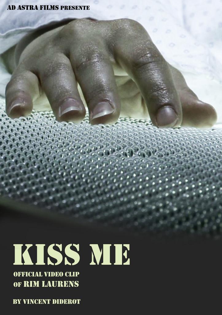 Kiss Me Kiss Me