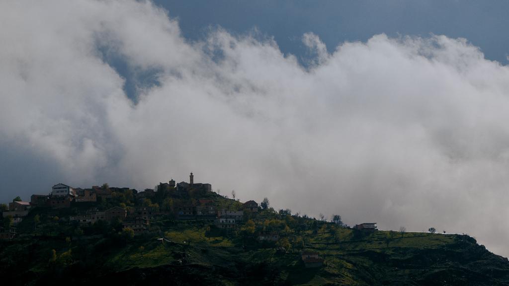Achewiq - Le Chant des femmes courage Achewiq - Le Chant des femmes courage