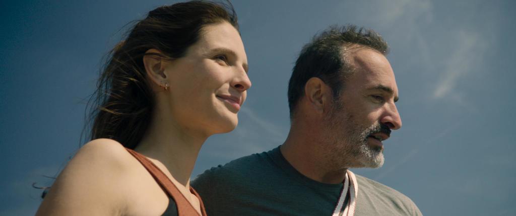 Arnaud Humann - &copy; 2021-Radar Films-La Production Dujardin-TF1 Studio-Apollo Films Distribution-France 3 Cinéma-Auvergne Rhône Alpe Cinéma