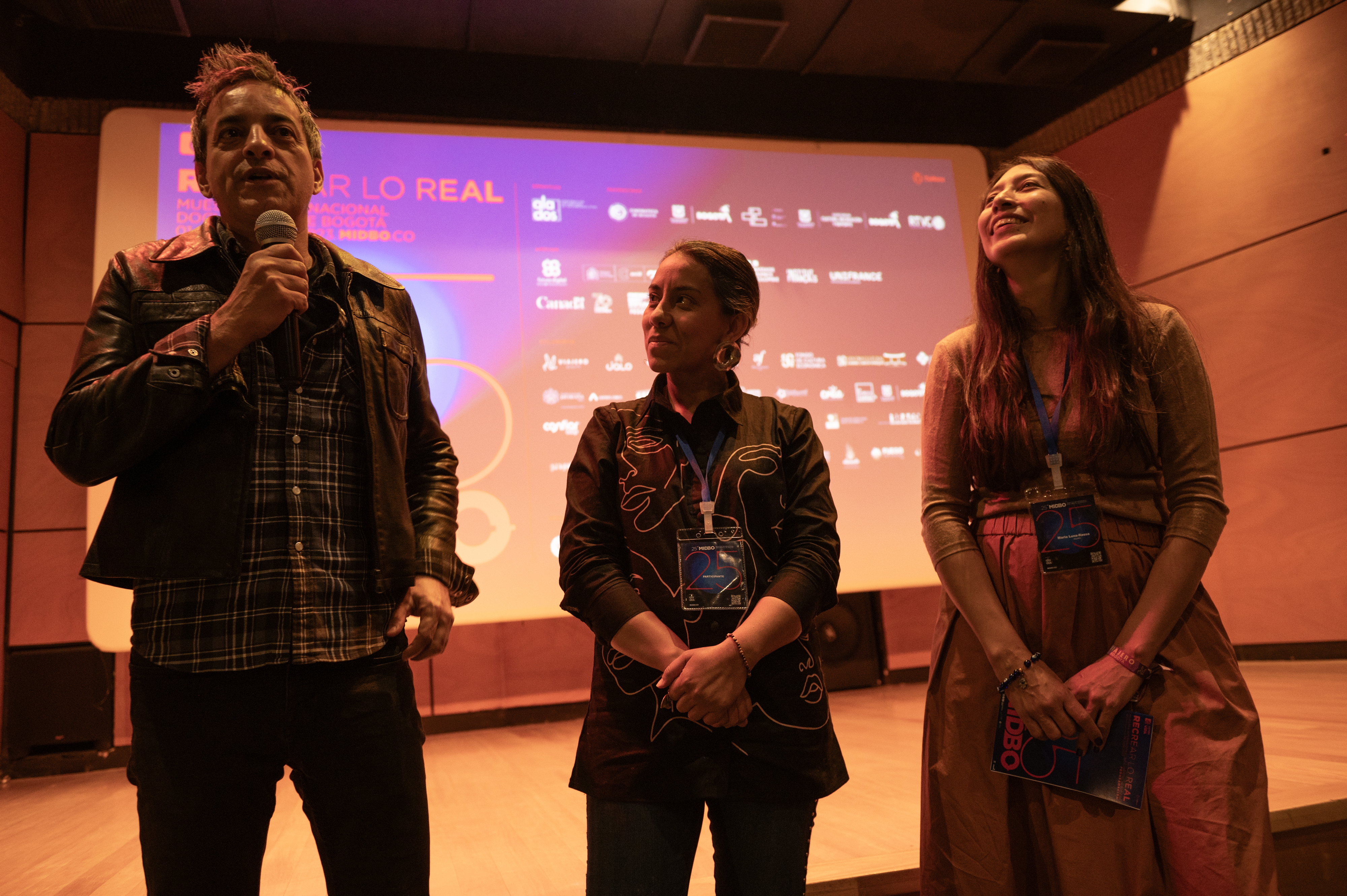 Fine awards for French documentaries at Fipadoc - Sylvain George au MIDBO de Bogota Fine awards for French documentaries at Fipadoc - Sylvain George au MIDBO de Bogota