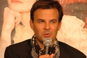 東京発:映画『エンジェル』フランソワ・オゾン監督来日記者会見 - フランソワ•オゾン監督 東京発:映画『エンジェル』フランソワ・オゾン監督来日記者会見 - フランソワ•オゾン監督