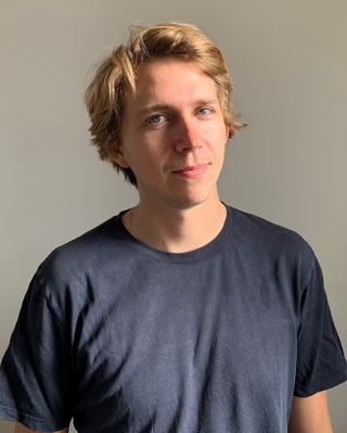 Julian Starke Julian Starke