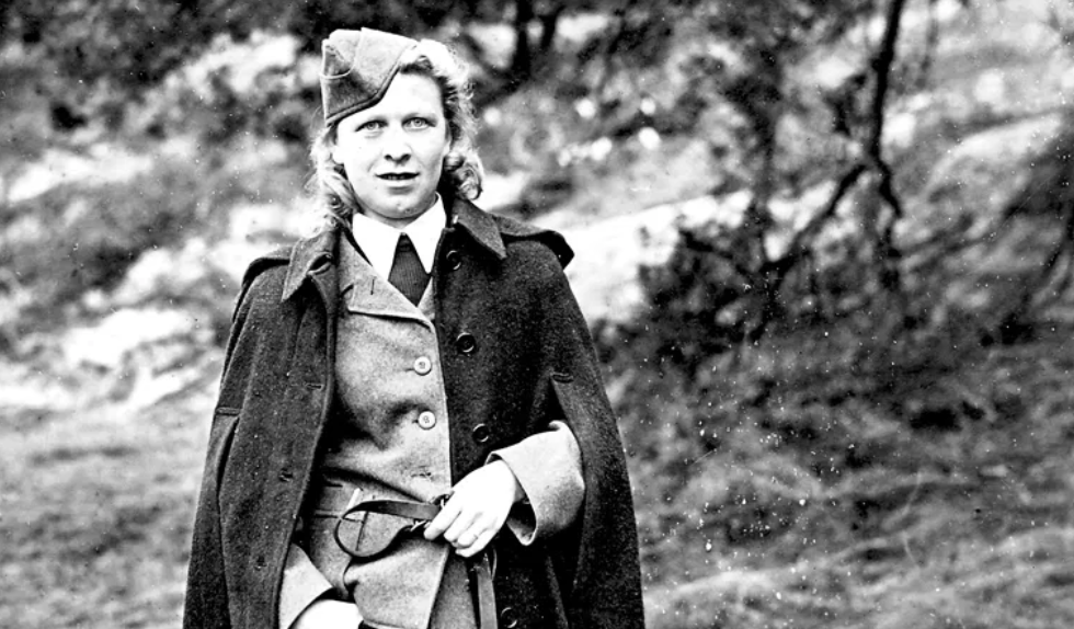 Des Femmes au service du Reich Des Femmes au service du Reich