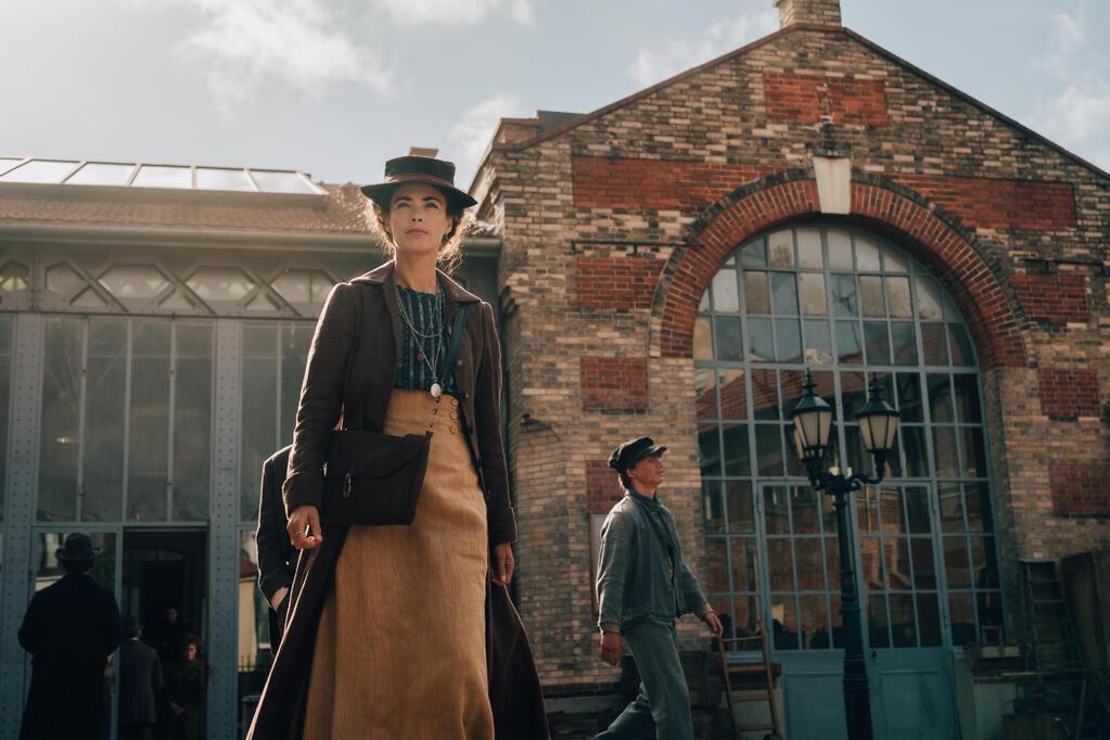 HBO - HBO Max France - &copy; Caroline Dubois - Wild Bunch - France T&eacute;l&eacute;visions