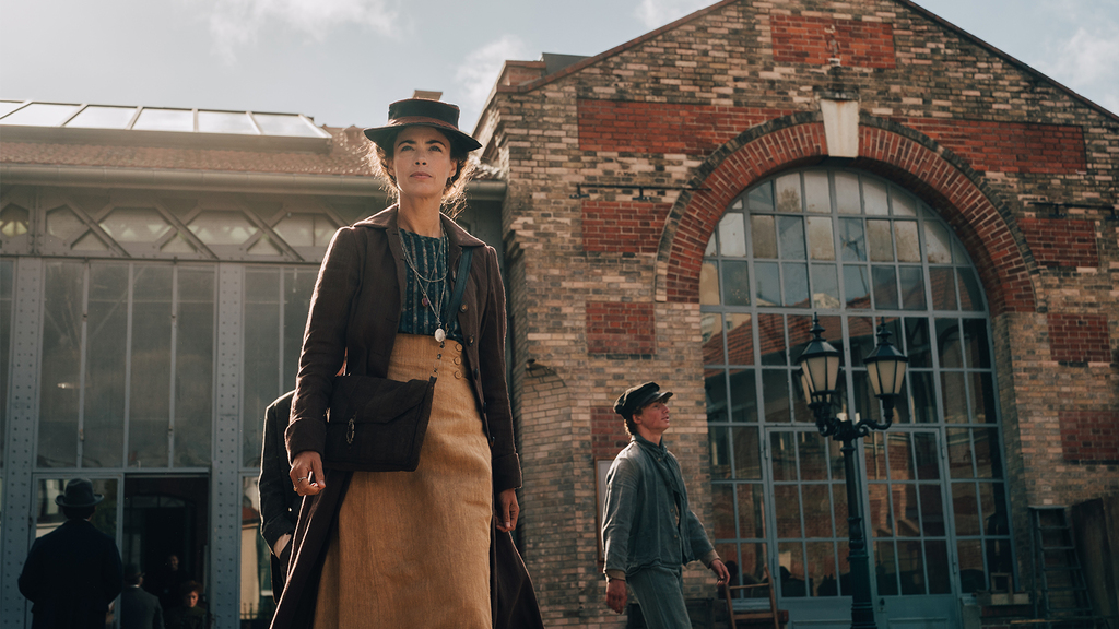 Panache Productions - &copy; Caroline Dubois &mdash; Wild Bunch &mdash; France T&eacute;l&eacute;visions