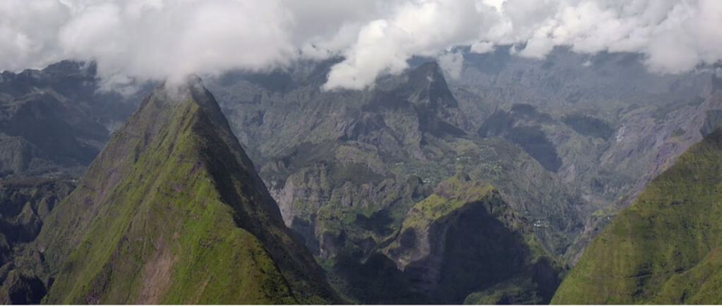 L'île de La Réunion, laboratoire de l’évolution - © Nomades TV - Prospect TV - ARTE France L'île de La Réunion, laboratoire de l’évolution - © Nomades TV - Prospect TV - ARTE France