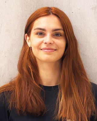 S&eacute;l&egrave;ne Chauveau