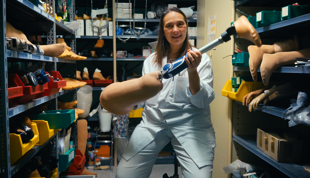 Tell Me What Foot You're Dancing On