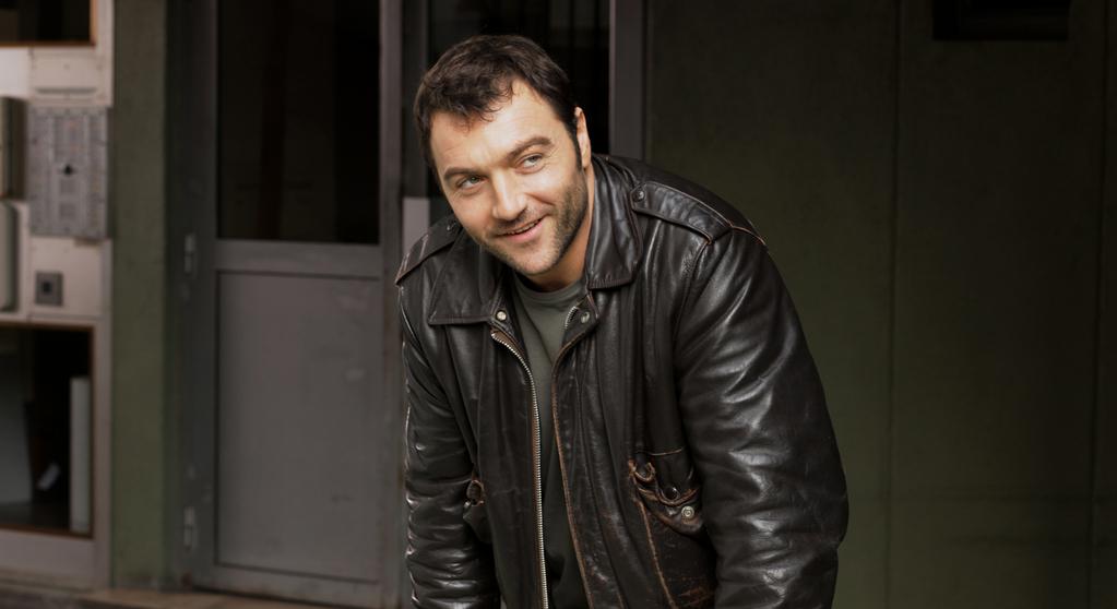 Low Profile - © Carole Bethuel - Origami Films Low Profile - © Carole Bethuel - Origami Films