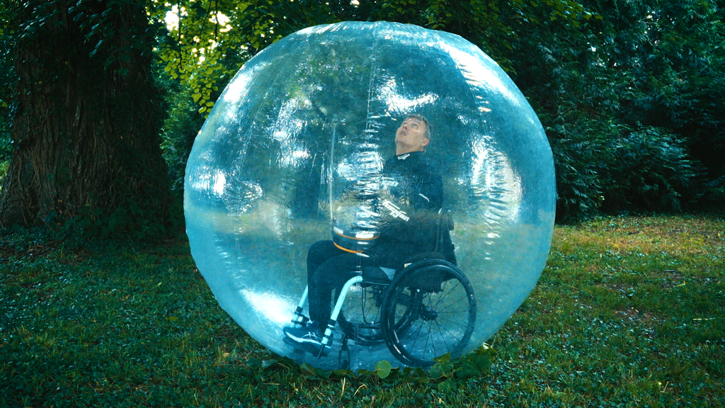 Dis-moi sur quel pied tu danses