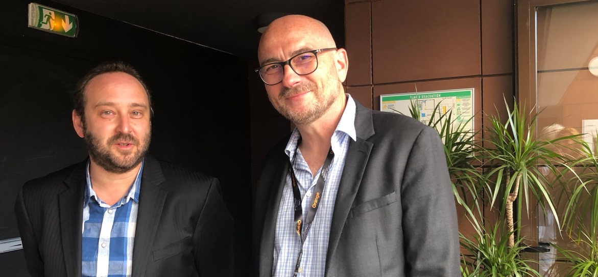 Autour de Minuit reçoit le premier Prix UniFrance/La Fête du Court du distributeur de courts métrages - Nicolas Schmerkin en compagnie de François Serre (Courant3D) Autour de Minuit reçoit le premier Prix UniFrance/La Fête du Court du distributeur de courts métrages - Nicolas Schmerkin en compagnie de François Serre (Courant3D)