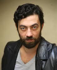 Francis Ressort Francis Ressort