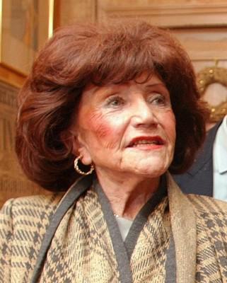 H&eacute;l&eacute;na Bossis