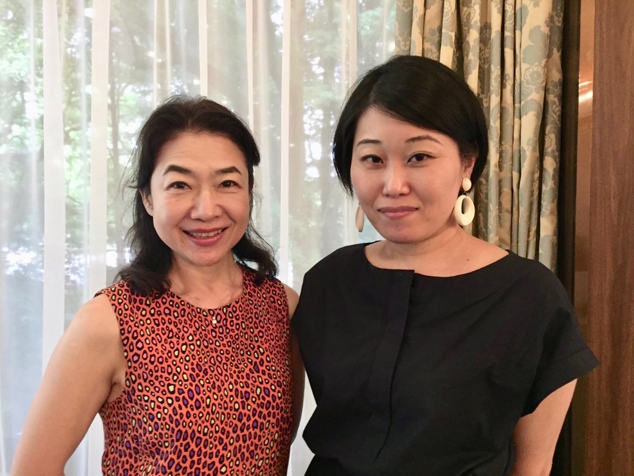 Yukiko Nakamura & Yuki Noguchi, exhibidoras Yukiko Nakamura & Yuki Noguchi, exhibidoras