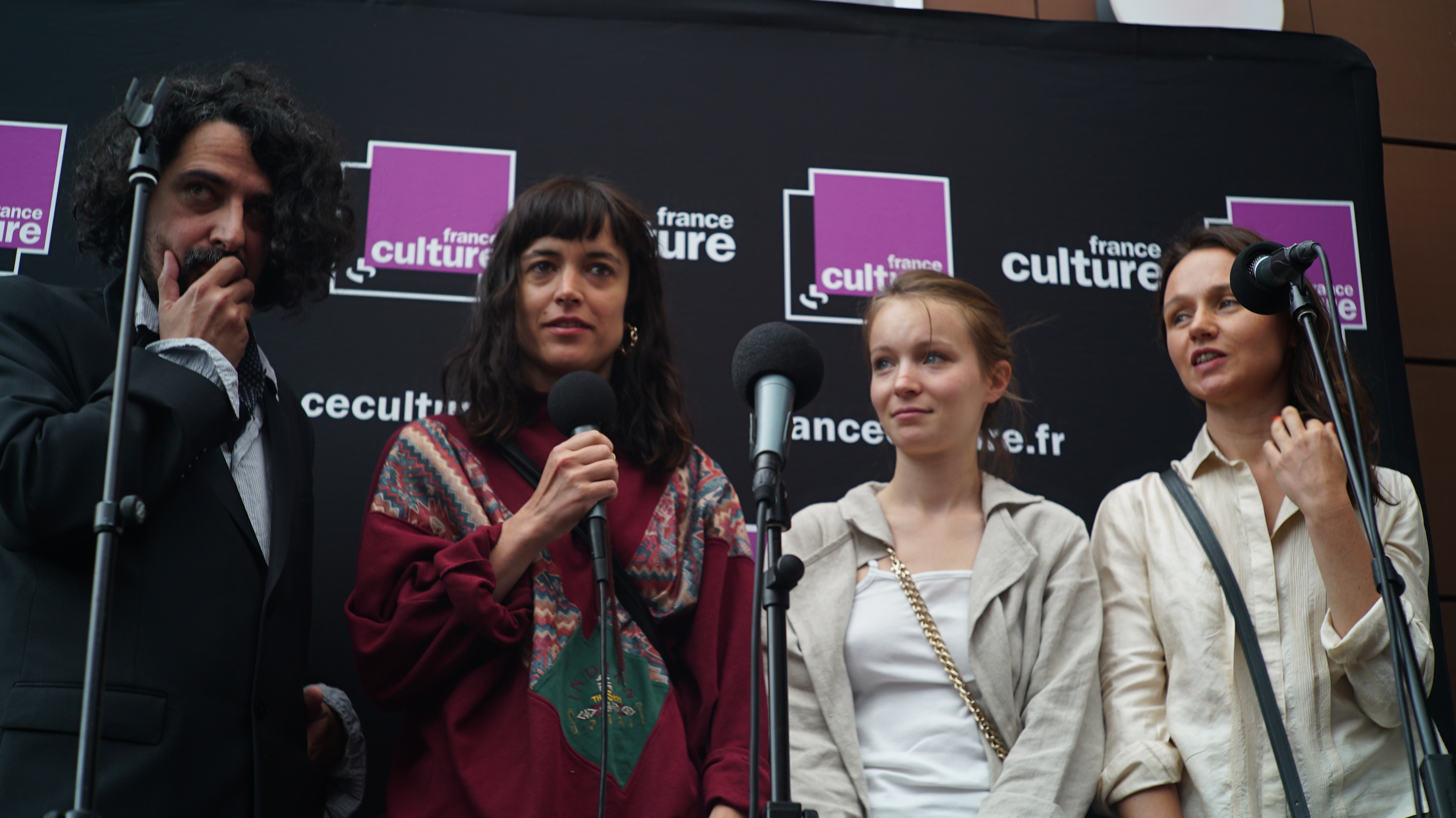 Vademécum del Festival de Cannes 2018 - Remise des Prix France Culture : Bertrand Mandico et les actrices des 'Garçons sauvages' - © Simon Helloco/UniFrance Vademécum del Festival de Cannes 2018 - Remise des Prix France Culture : Bertrand Mandico et les actrices des 'Garçons sauvages' - © Simon Helloco/UniFrance