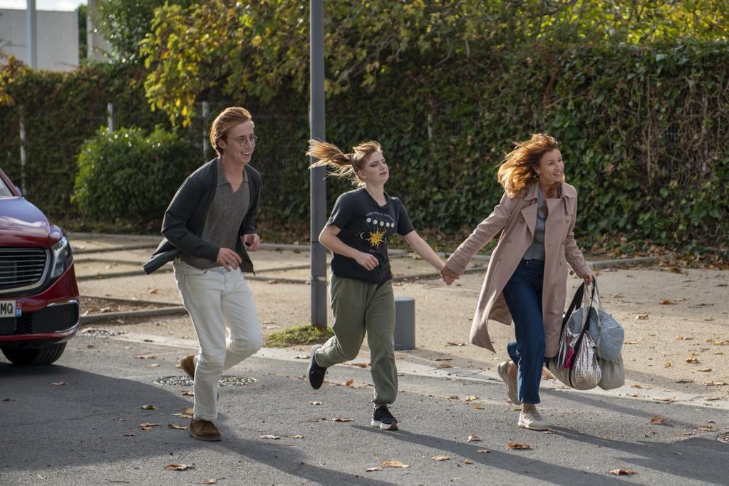 Chloé Barkoff-Gaillard - © Marie-Camille Orlando © 24 25 FILMS – APOLLO FILMS – FRANCE 3 CINEMA Chloé Barkoff-Gaillard - © Marie-Camille Orlando © 24 25 FILMS – APOLLO FILMS – FRANCE 3 CINEMA