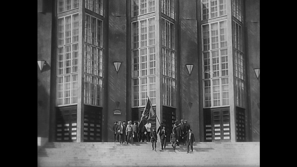 L'Utopie des images de la révolution russe - © Les Poissons Volants L'Utopie des images de la révolution russe - © Les Poissons Volants