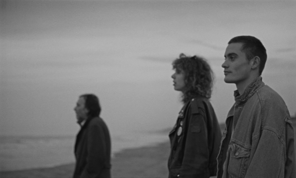 Un ciel si bas Un ciel si bas