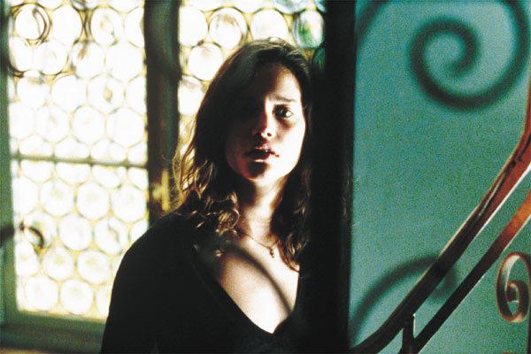 Inquietudes / 仮題:不安 Inquietudes / 仮題:不安