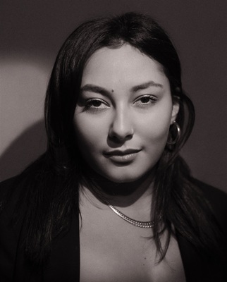 Myriam Djeljeli - © Slow Myriam Djeljeli - © Slow