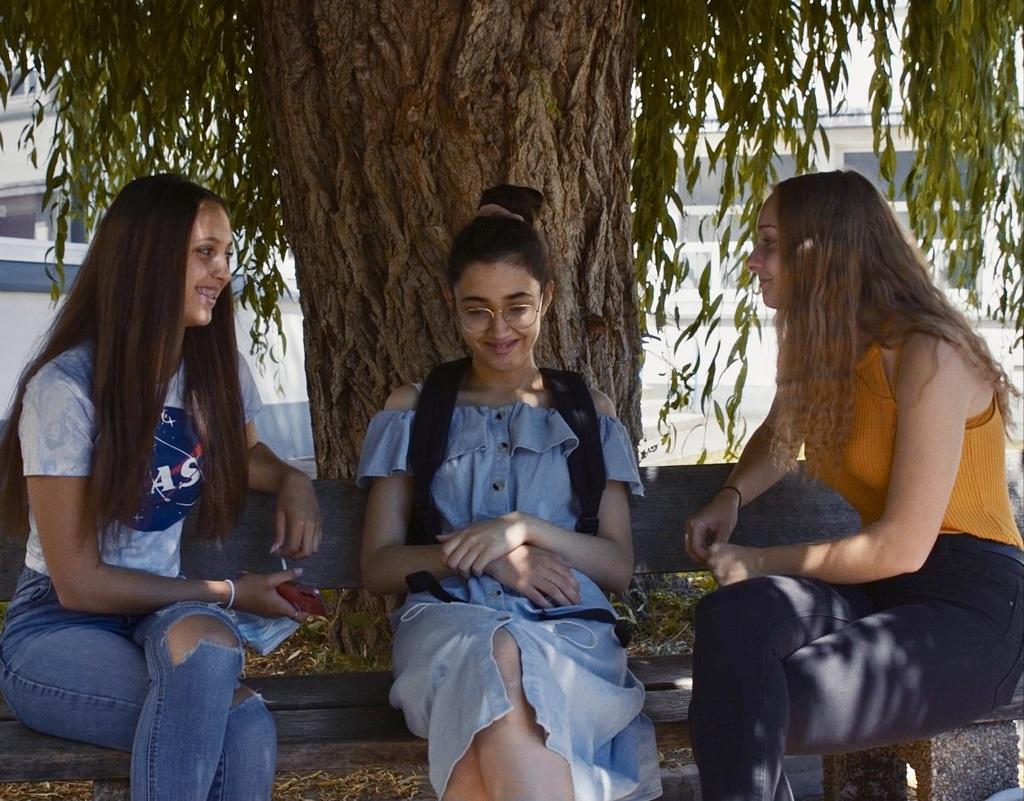 Linda and Irina - © bathysphere Linda and Irina - © bathysphere