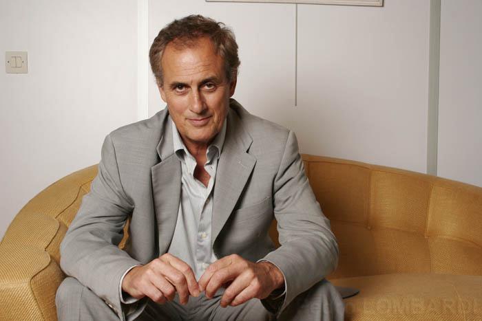 バカなやつらに好かれるのはつらい… バカなやつらに好かれるのはつらい…