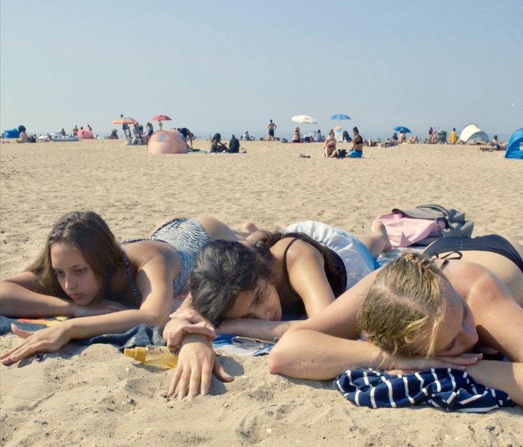 Linda and Irina - © bathysphere Linda and Irina - © bathysphere